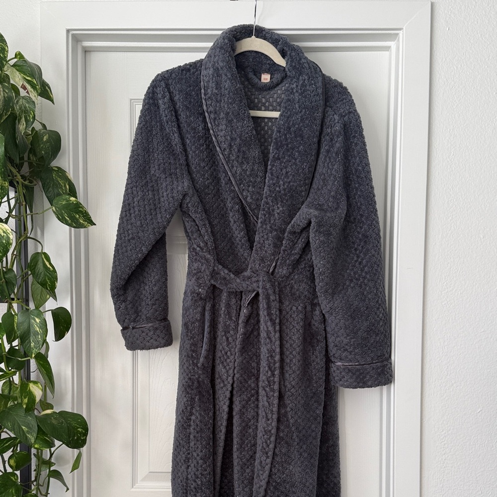 Hellomamma Charcoal Grey Plush Fleece Long Robe - Size S/M